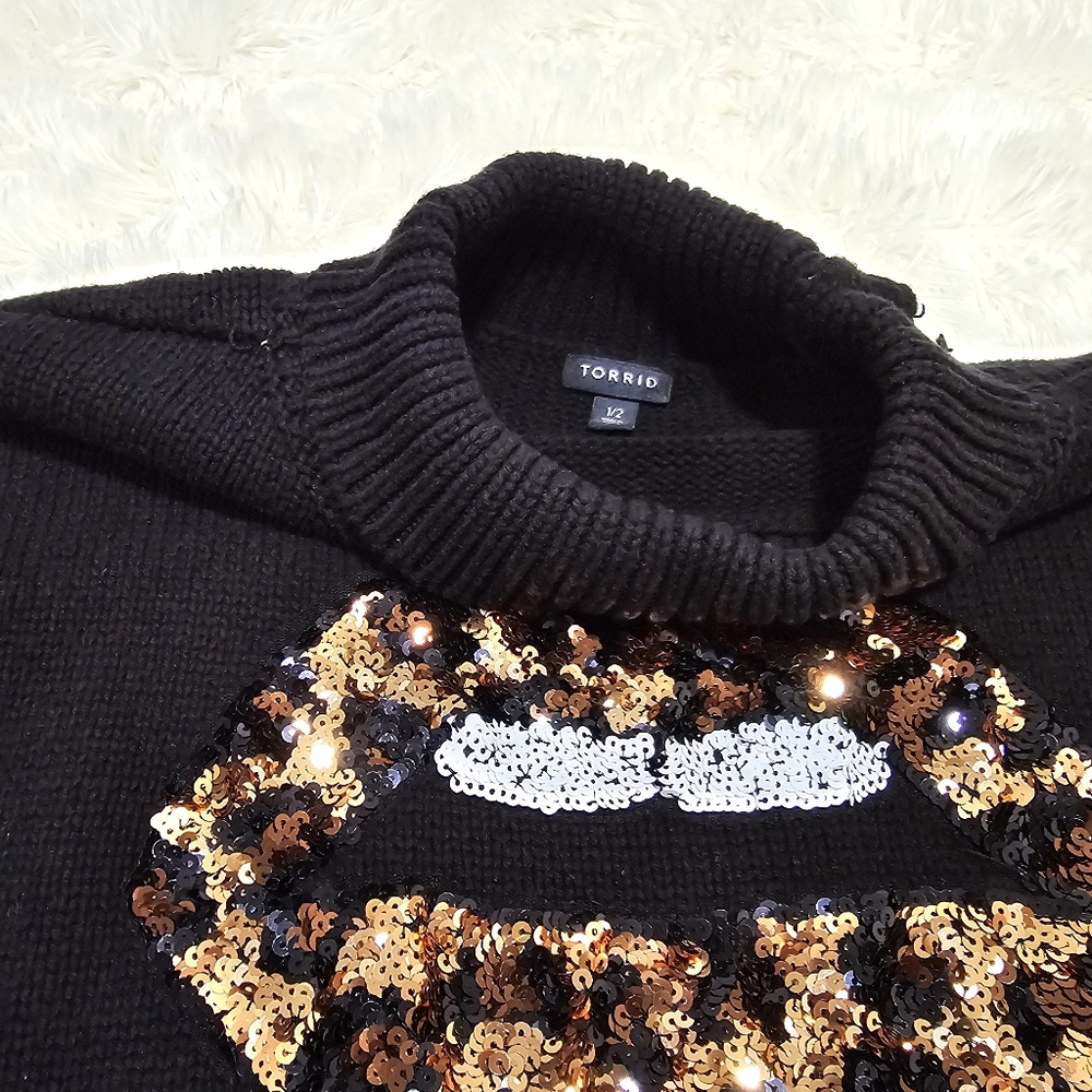 Sweater - Picture 5 of 5